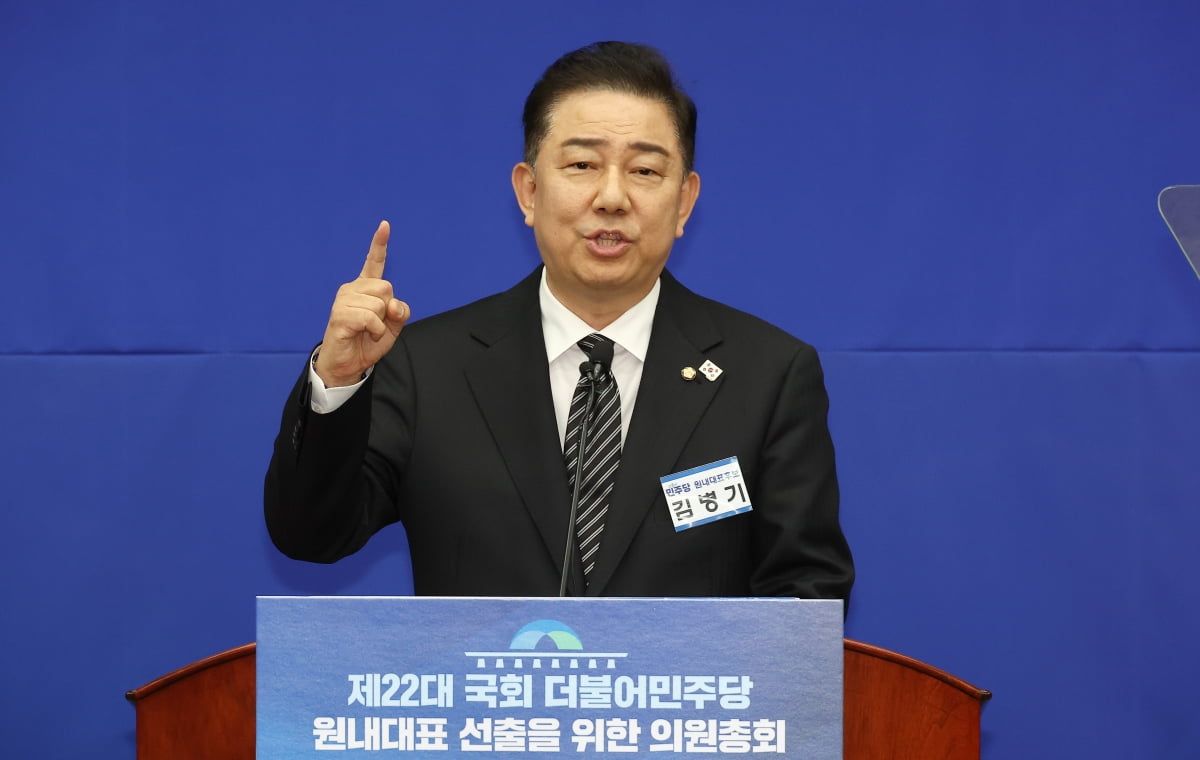 더불어민주당 원내대표로 선출된 김병기 의원 / 사진=연합뉴스