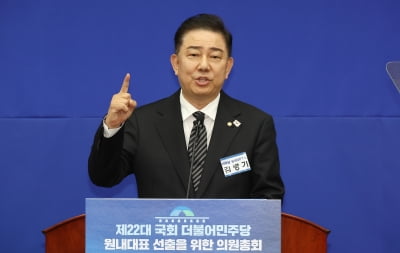 與 신임 원내대표 김병기 "이재명 정부 성공 뒷받침하겠다"