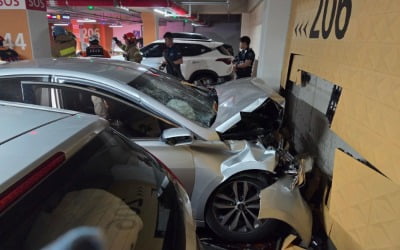 '뒷좌석 아내들만 사망' 세종 주차장 사고, 음주운전 아니었다