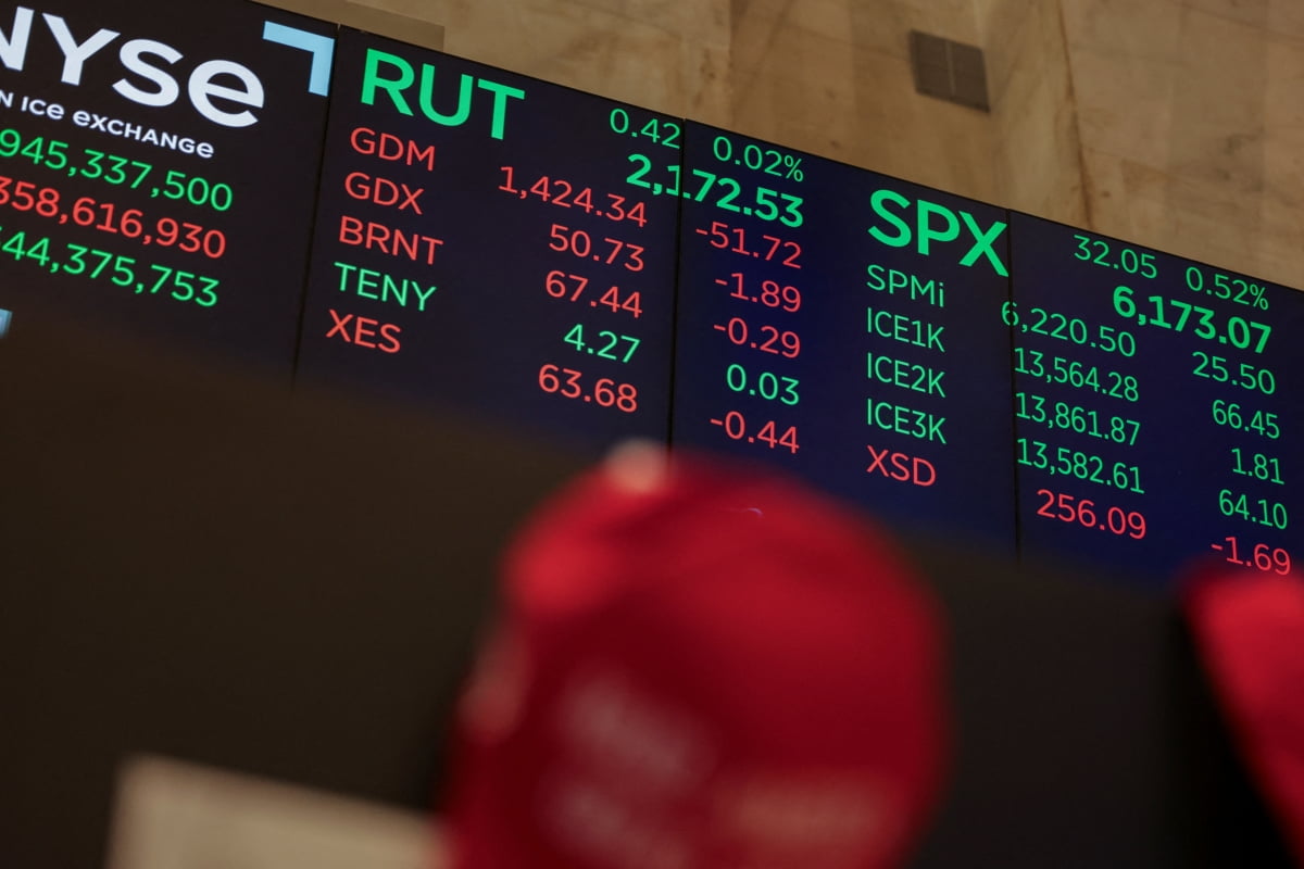 뭉칫돈 빠지는 미국 장기채 ETF…