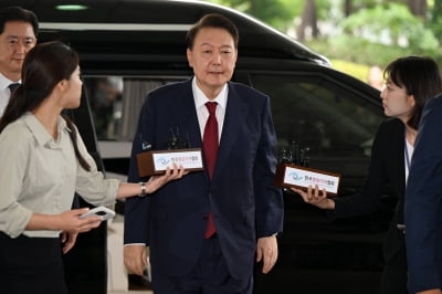 속보 특검 "尹측, 조사자 교체 요구 중…경찰 인정 않는 것"