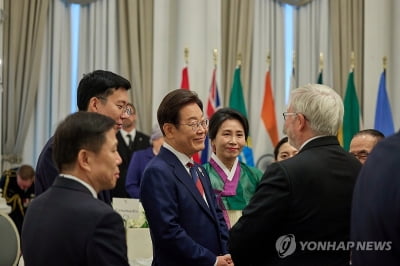 [속보] 李대통령, 이시바 일본 총리와 첫 한일정상회담