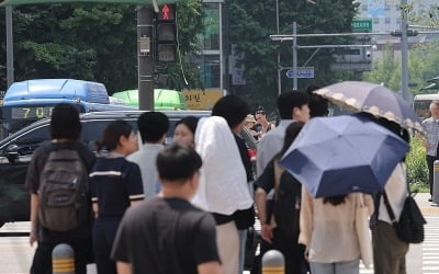 낮 30도 이상 무더위…수도권에 약한 비