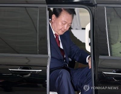 내란특검, 尹 피의자신문 종료…조서열람 후 밤12시 전 귀가할듯