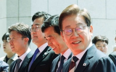 '이재명 대통령'에 호평 쏟아내는 中…"한·중 관계 개선 기대"