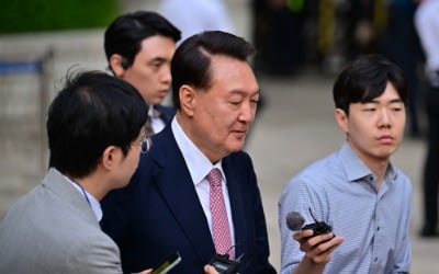 [속보] 尹, 경찰 2차 출석요구 불응 가닥…"소환 불필요"
