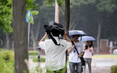 "아! 맞다 우산"…내일 오후까지 전국 비