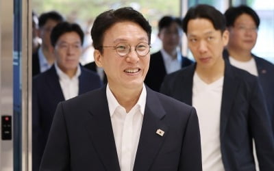 김민석, 수입 초과 소비 논란에…주진우 "소비 지출 근거 밝혀야"