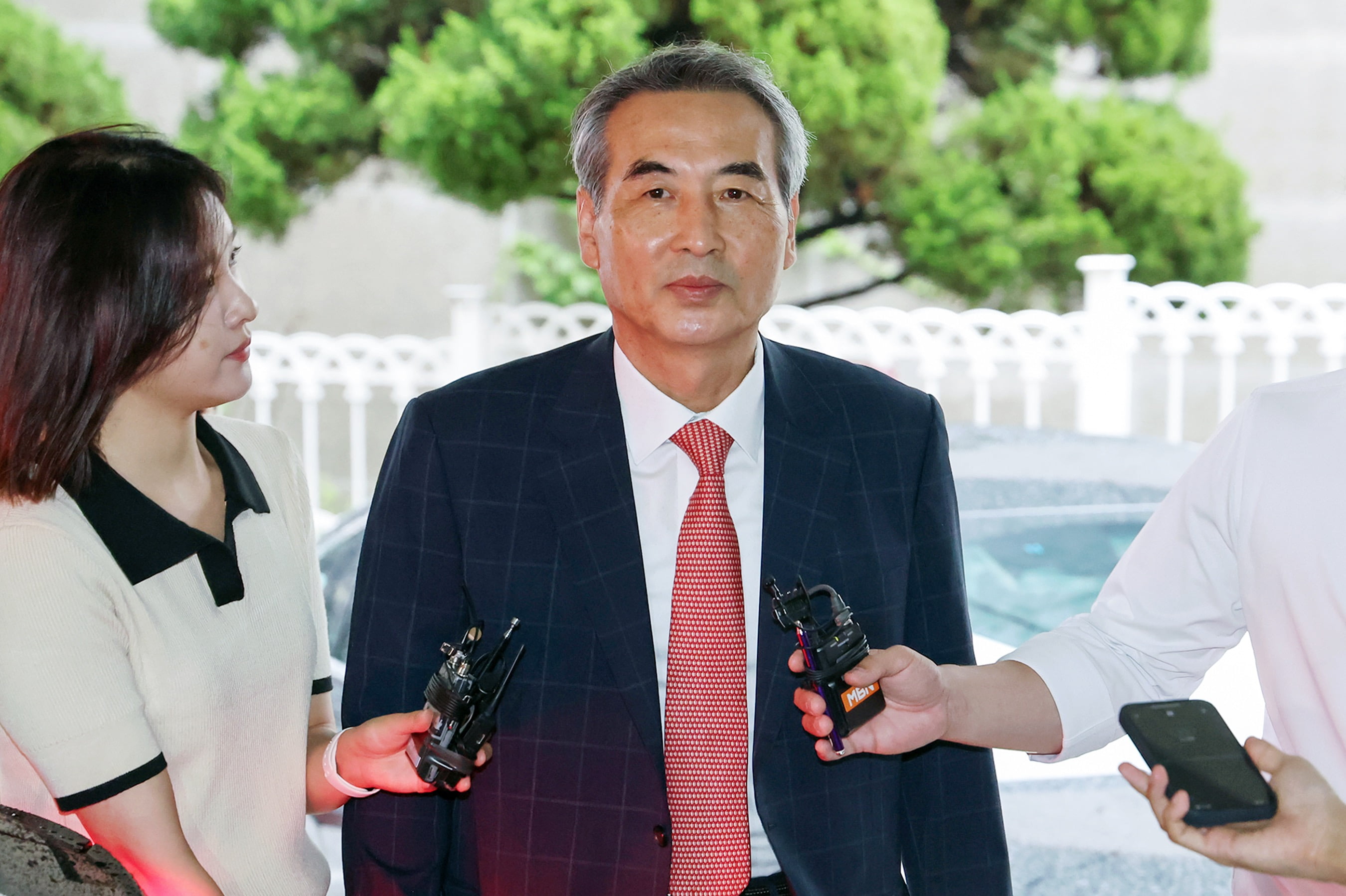 주말에도 출근한 김건희 특검 "수사 개시 시점 논의 중"