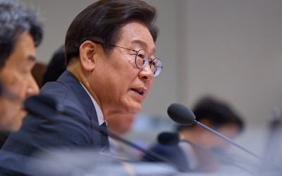 이재명 정부 첫 한미 통상협의…7월8일 패키지 타결 '주목'