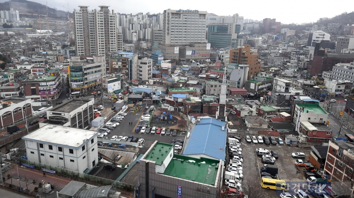 공공재개발을 추진 중인 서울 동작구 흑석2구역의 모습. 사진=한경DB