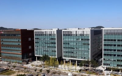 "LG이노텍, 2분기 실적 시장 기대치 밑돌 전망"-DS