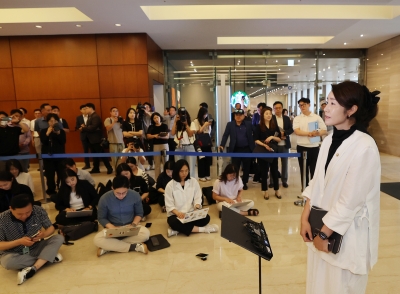 강선우 의원실에 무슨 일이…5년간 보좌진 46번 '교체'