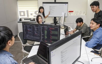 KT, 자체 개발한 한국적 AI 모델 '믿:음 2.0' 오픈소스 공개