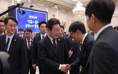 [포토] 이재명 대통령, 취임 한 달 첫 공식 기자회견