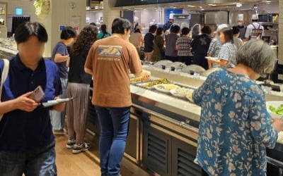 3일에 2번꼴 뷔페 간 사람이 있다니…'초대박' 어느정도길래