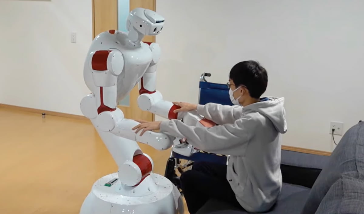 일본 와세다대가 개발한 아이렉. 유튜브 캡처
