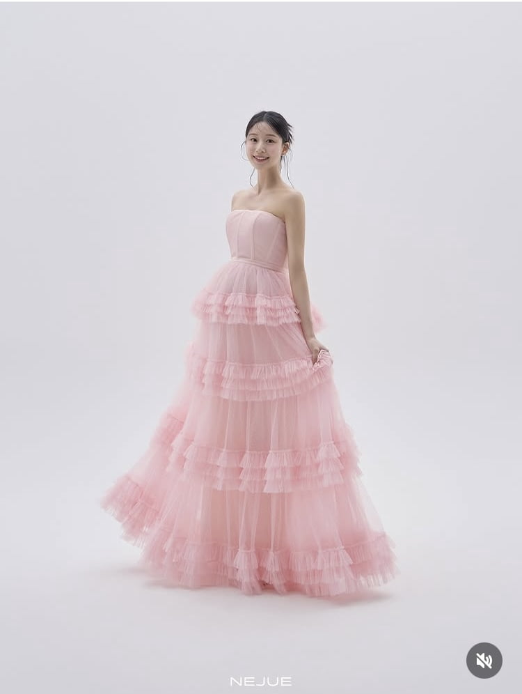 Yoon Hye-soo of 'Somebody 2' Shares Stunning Maternity Photos