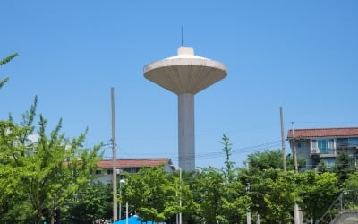 "아빠, 아파트에 우주선이 있어?"…아이 질문에 진땀 뺀 사연 [오세성의 헌집만세]