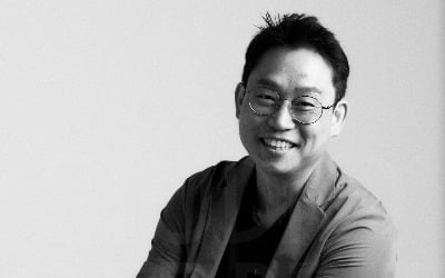 "욕망이 문제지 땅은 잘못이 없습니다"…너비 2.3ｍ짜리 4층집을 지은 이유 [강영연의 건축 그리고 건축가]