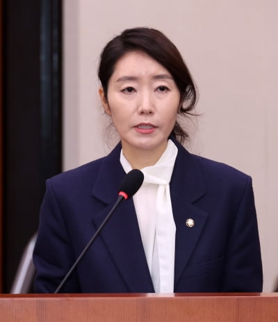 '갑질 논란' 강선우, 장관 적합 32.2% 부적합 60.2% [조원씨앤아이]