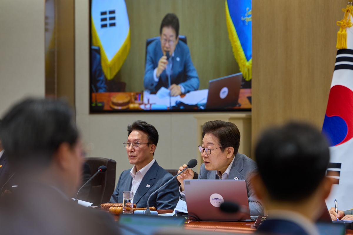 이재명 대통령이 15일 서울 용산 대통령실에서 열린 제31회 국무회의에서 발언하고 있다. 대통령실 제공