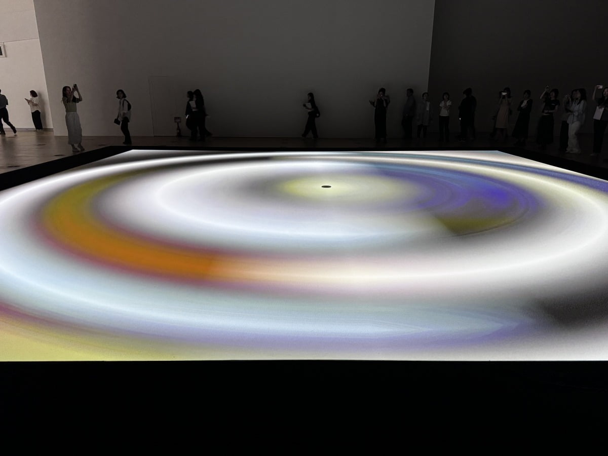 critical mass (2025)