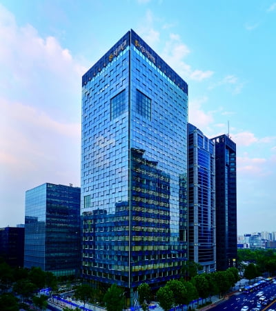 KB금융, ESG 투자 지수 'FTSE4Good' 15년 연속 편입