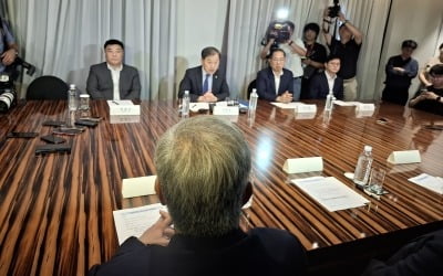 이재명 정부, 전공의들과 만남 성사…의료계와 첫 회의