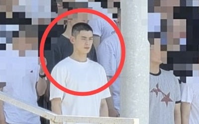 군대 간 차은우, 훈련병 엄마가 '포착'…"아들 미안"
