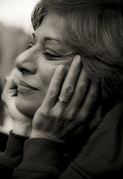 이란 작가 파리누쉬 사니이 "검열받느니 절필하겠다"