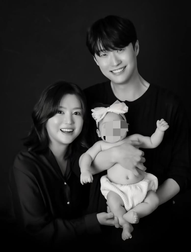 Trot Singer Won Hyuk Celebrates Daughter's 50-Day Milestone with Heartwarming Photos