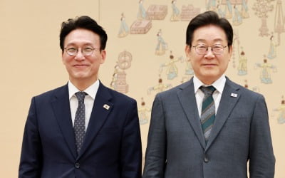 [속보] 李대통령 오늘 金총리와 오찬회동…"안전·질서·민생 유념해달라"