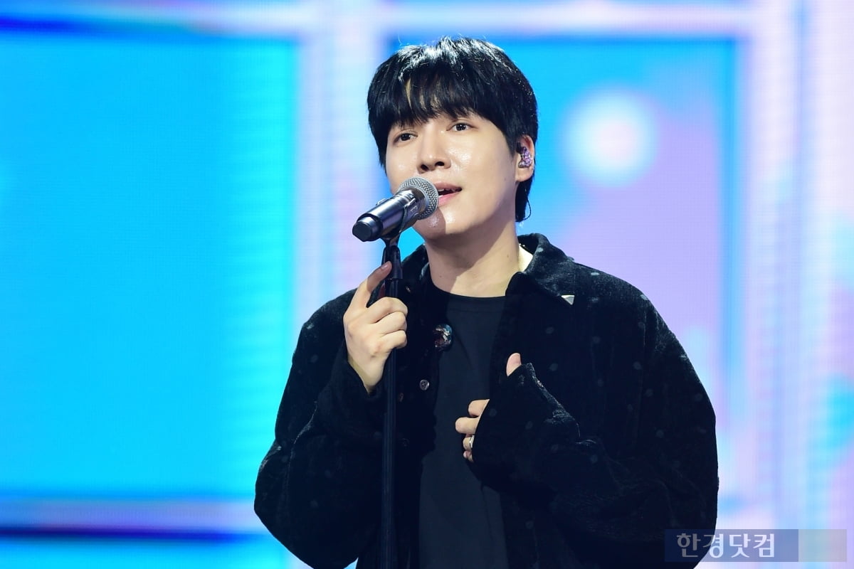 [포토] 딕펑스, '무지개처럼 멋진 무대'