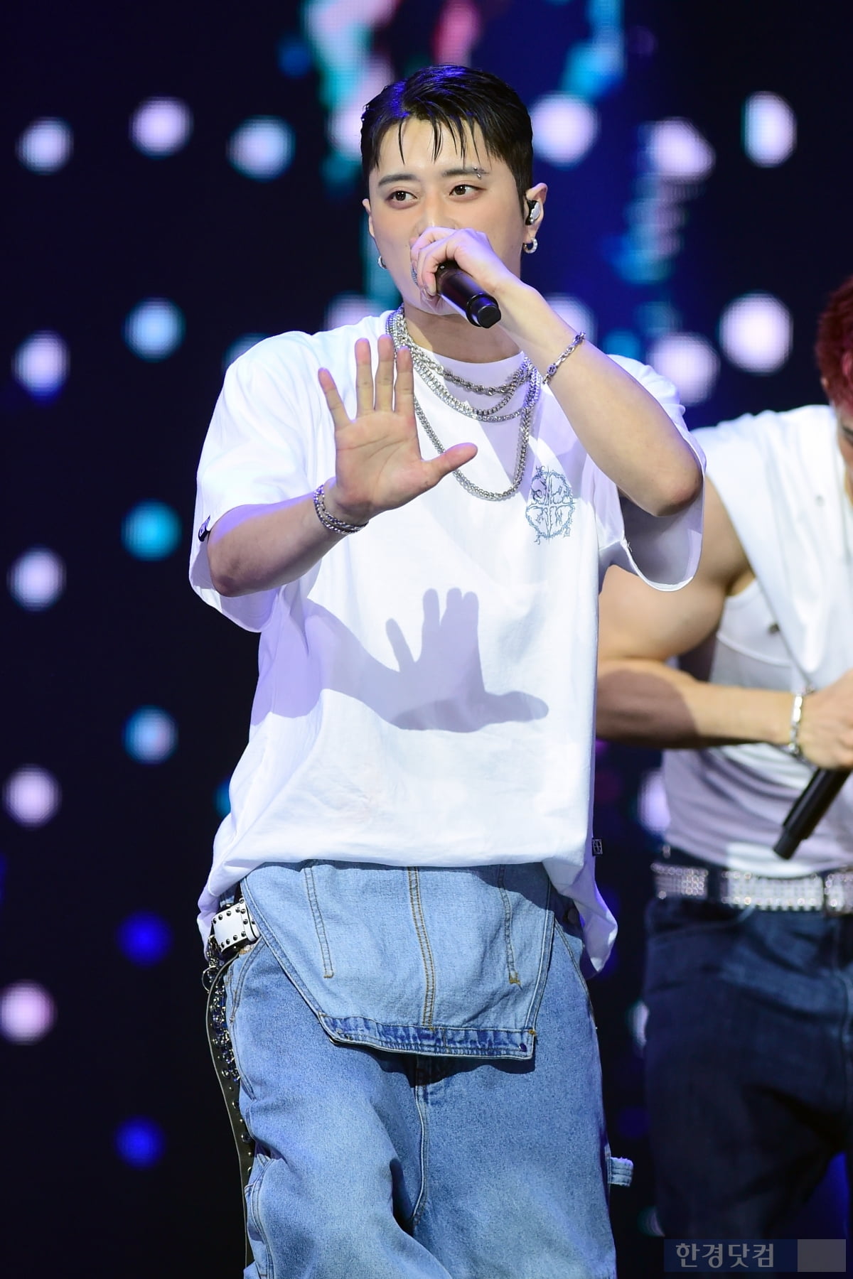 [포토] KARD, '시선 강탈하는 멋진 무대'