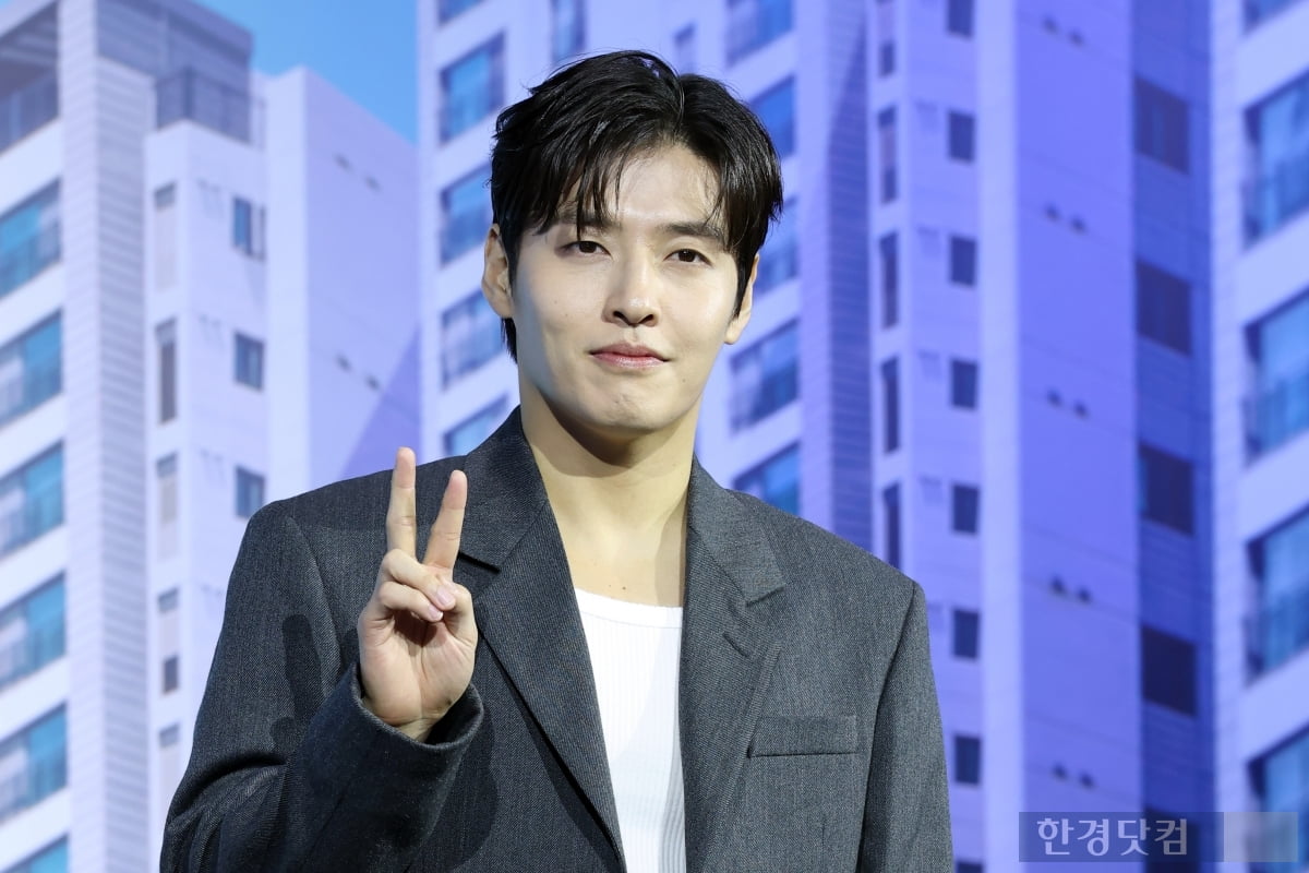 강하늘·염혜란·서현우의 연기 흠뻑쇼…현실밀착 스릴러 '84제곱미터' [종합]