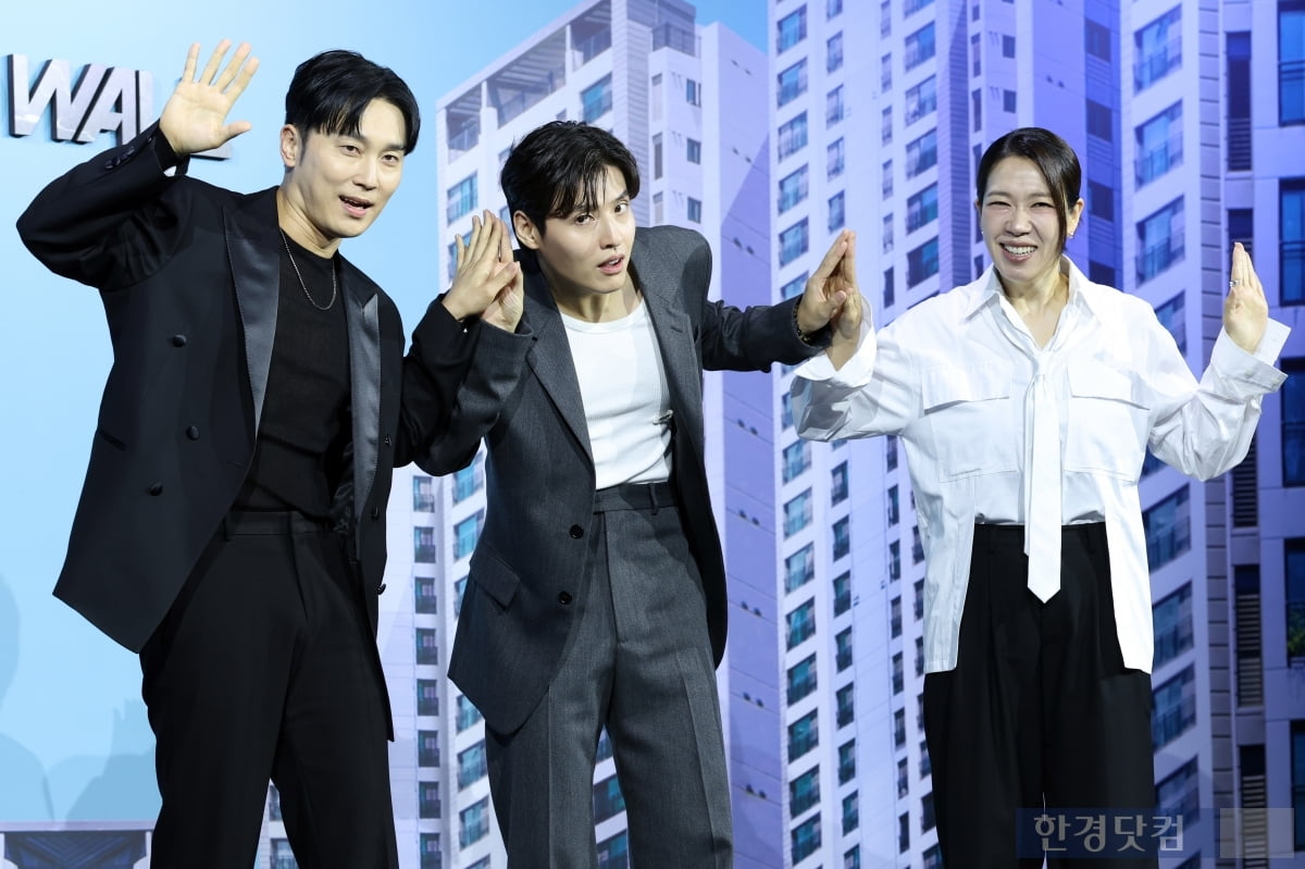 강하늘·염혜란·서현우의 연기 흠뻑쇼…현실밀착 스릴러 '84제곱미터' [종합]