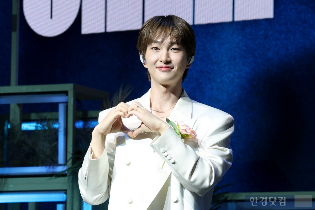 [포토] 온유, 정규 2집 '퍼센트'로 돌아왔습니다~