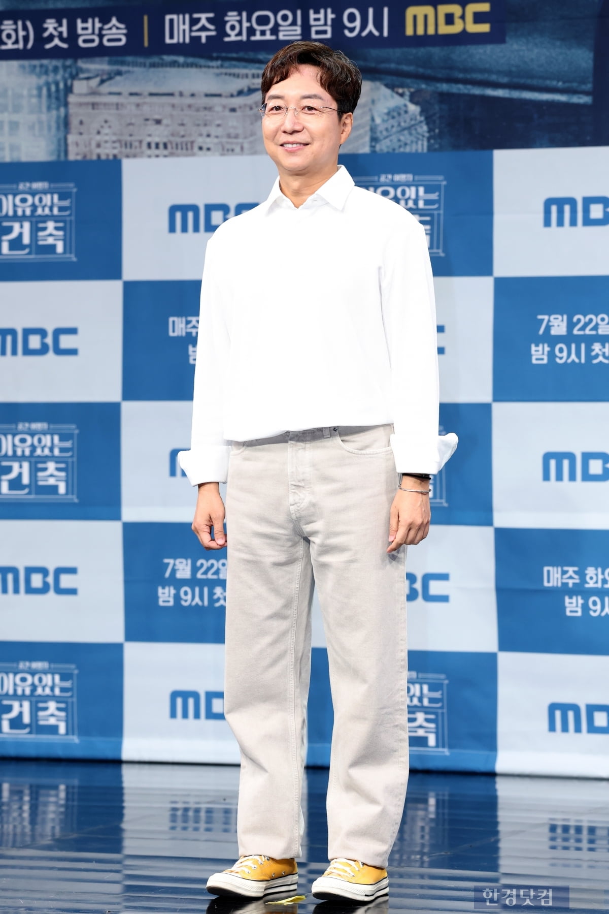 [포토] 유현준 교수, '건축의 세계로 들어오세요~'