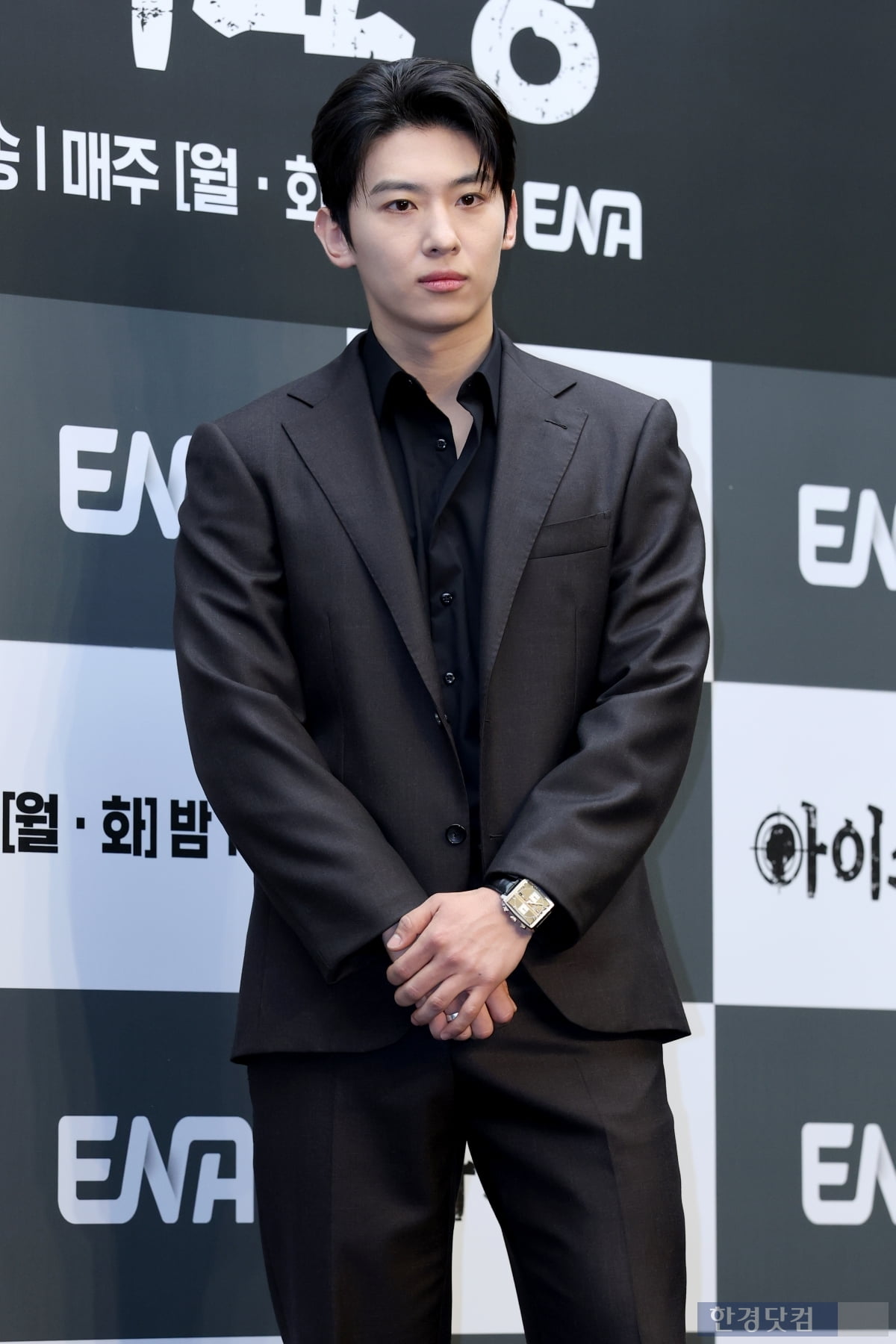 [포토] 덱스, '카리스마 넘치는 강렬한 눈빛'