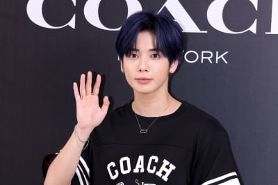 [포토] TXT 태현, '살짝 지은 미소에 모아 심쿵'