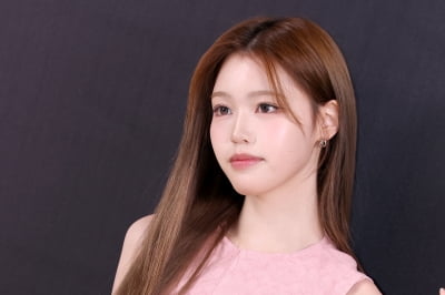[포토] 이즈나 정세비, '말로 다 표현할 수 없는 예쁨'