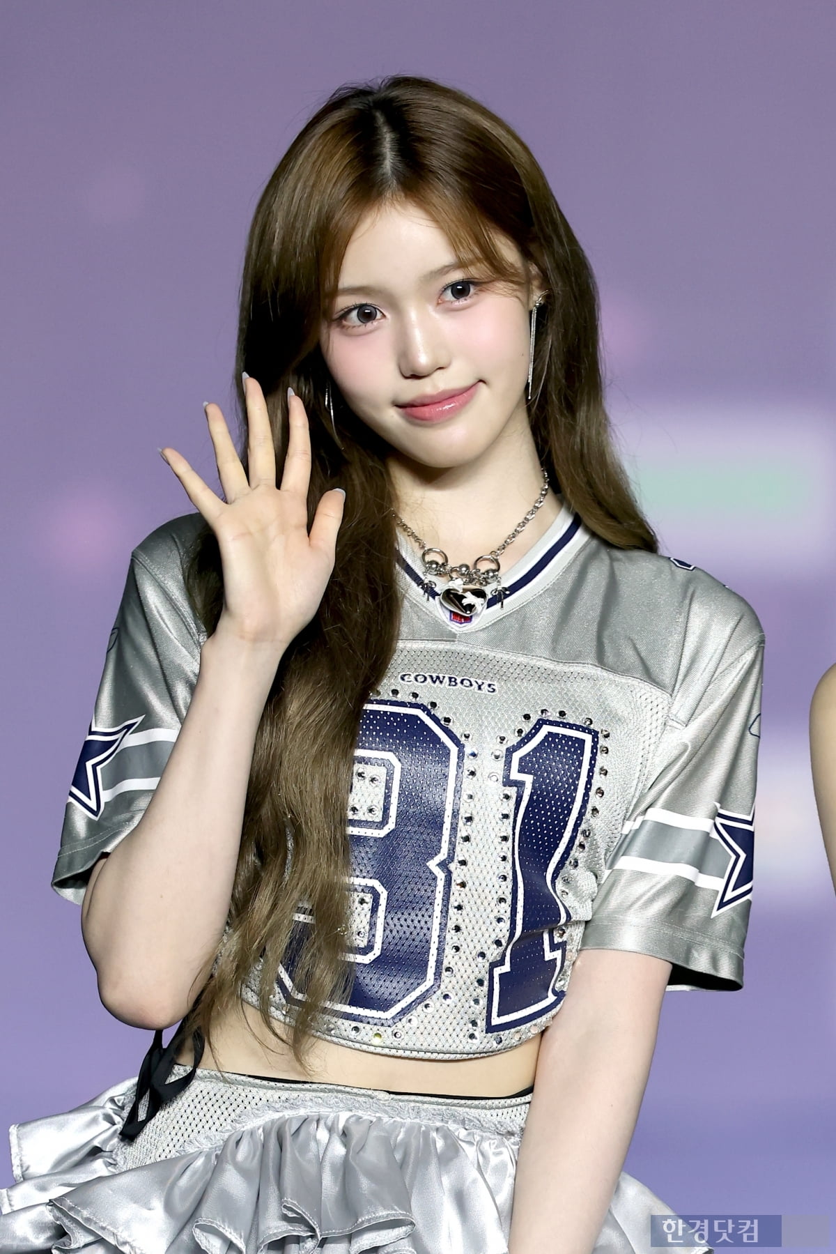 [포토] 이즈나, '개성 넘치는 스타일에 눈길~'
