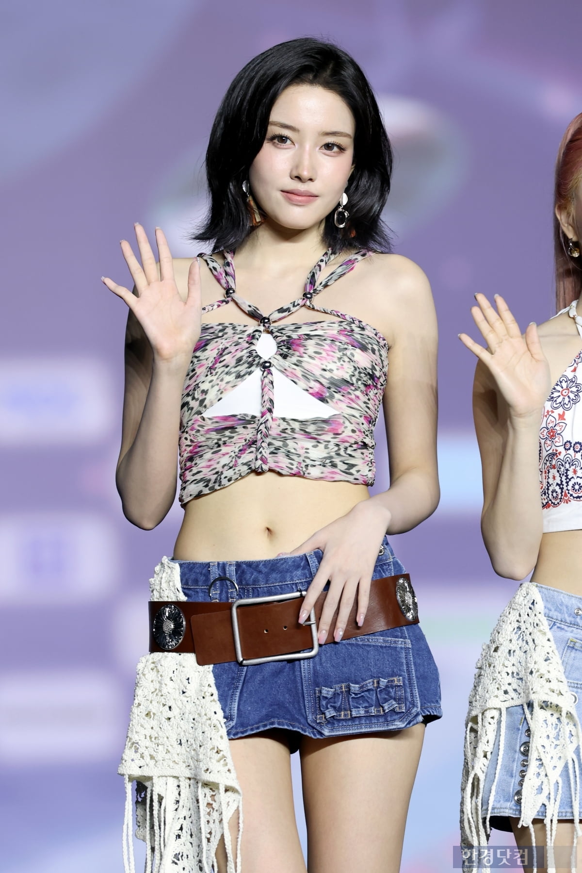 [포토] 스테이씨, '당장 바닷가로 떠날 듯한 시원한 패션'