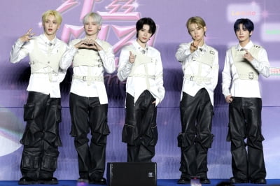 [포토] TXT, '모아 반하게 만드는 멋진 남자들'
