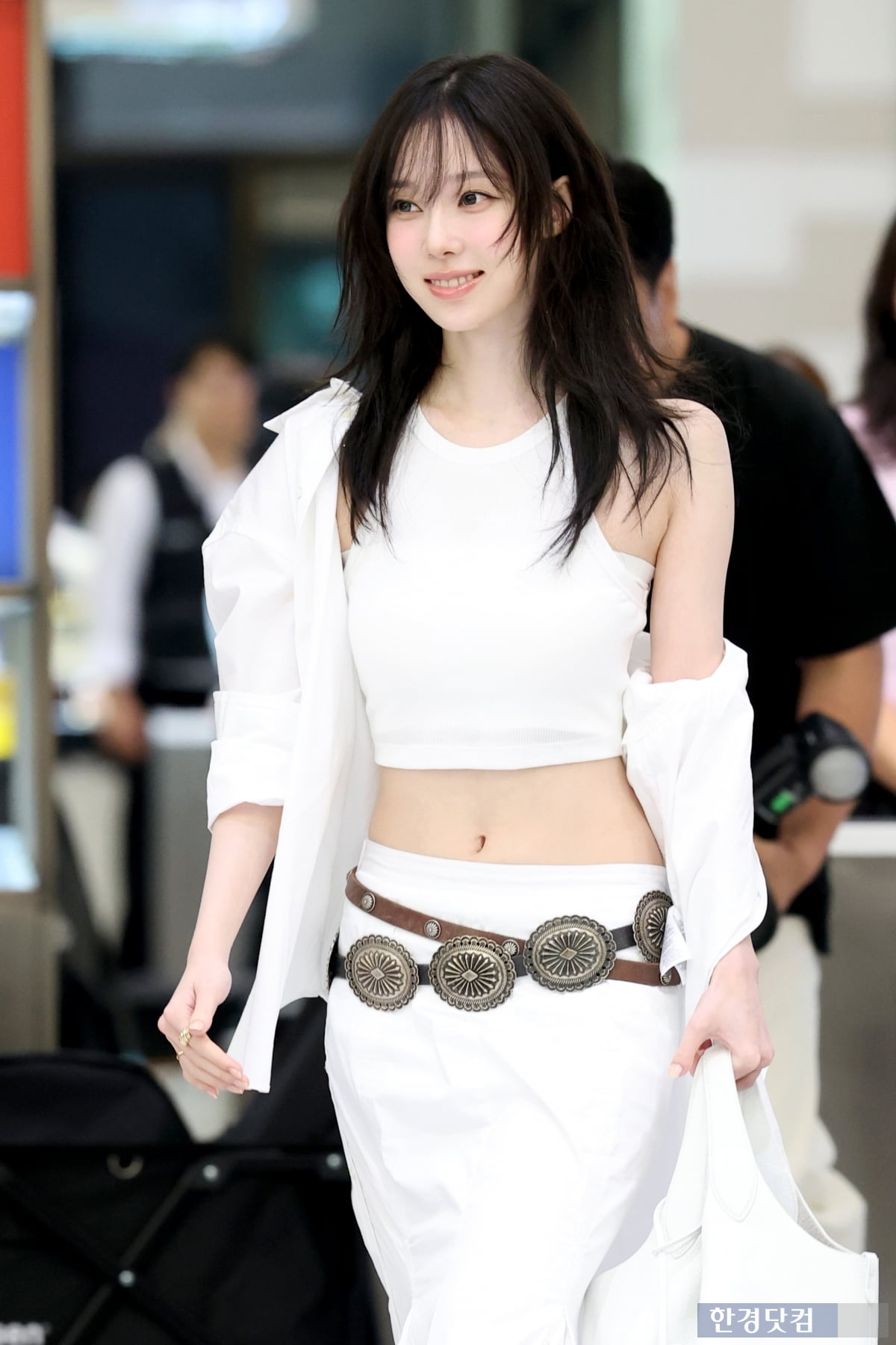 [포토] 에스파 윈터, '주위를 밝히는 자체발광 미모'