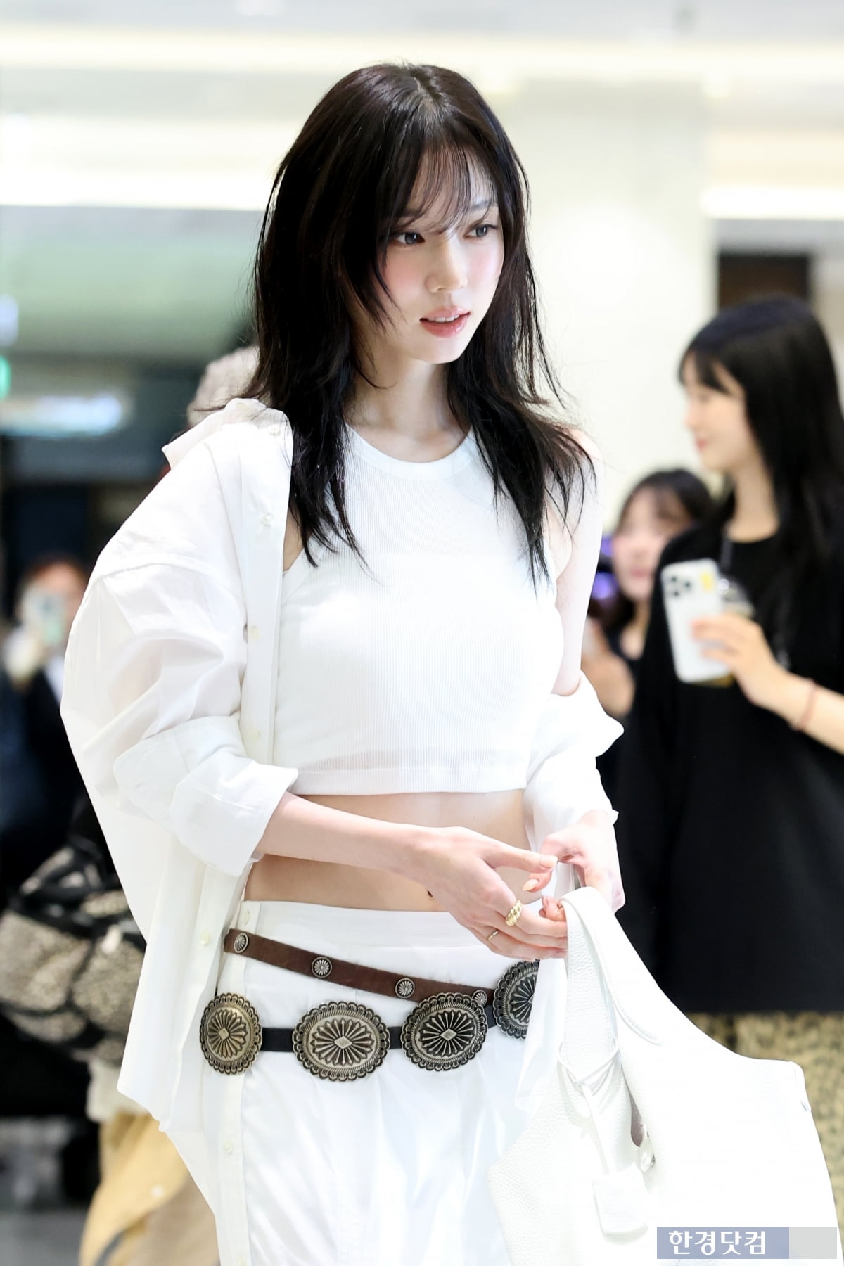 [포토] 에스파 윈터, '주위를 밝히는 자체발광 미모'