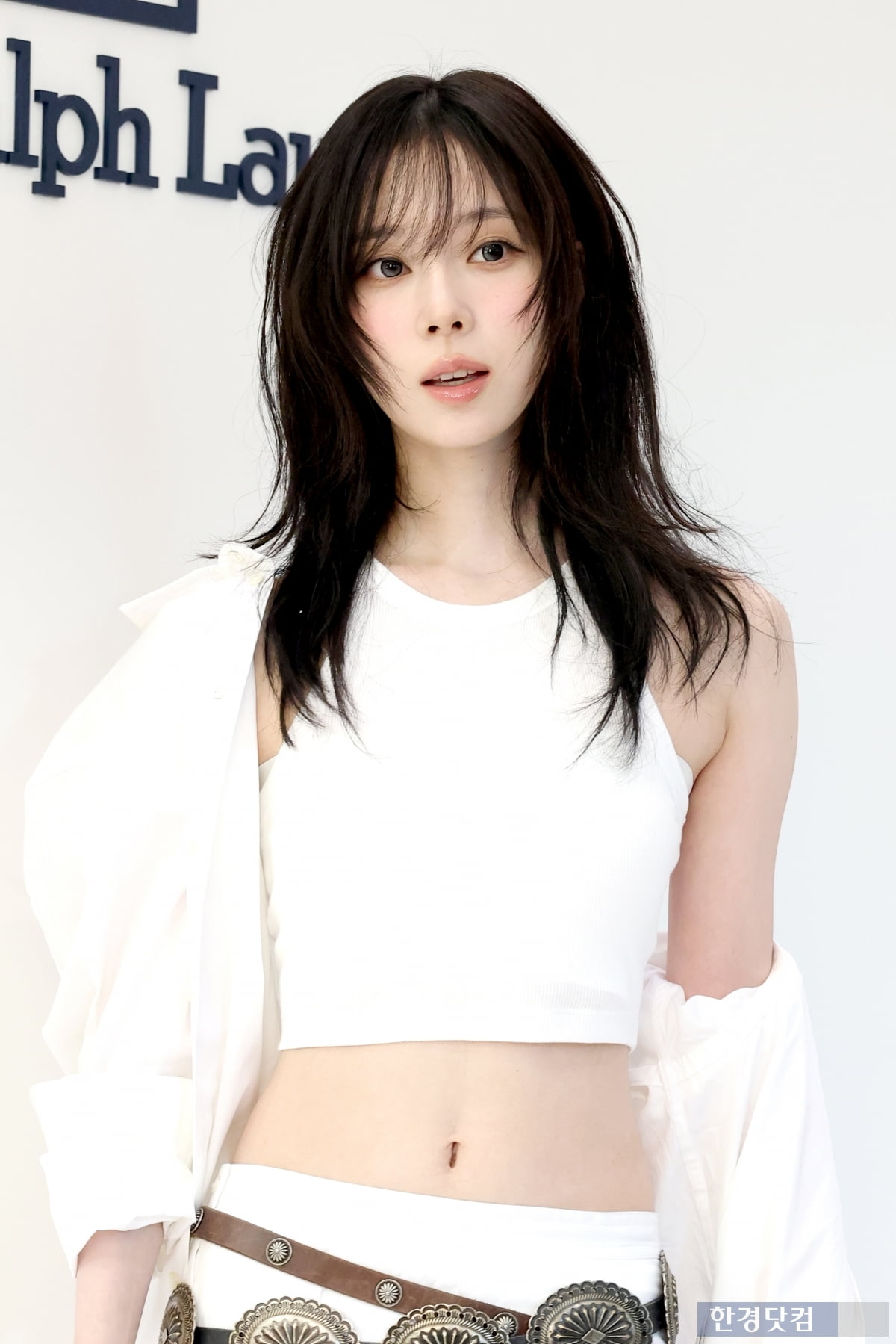 [포토] 에스파 윈터, '주위를 밝히는 자체발광 미모'