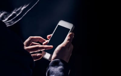 대법원 "나체 영상통화 녹화, 불법 아냐"…성폭력법 무죄 판결