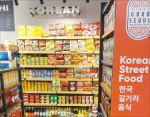 인도 뉴델리 인근 하리아나주 구루그람시의 마트 한국 식품 코너. /KOTRA 제공
